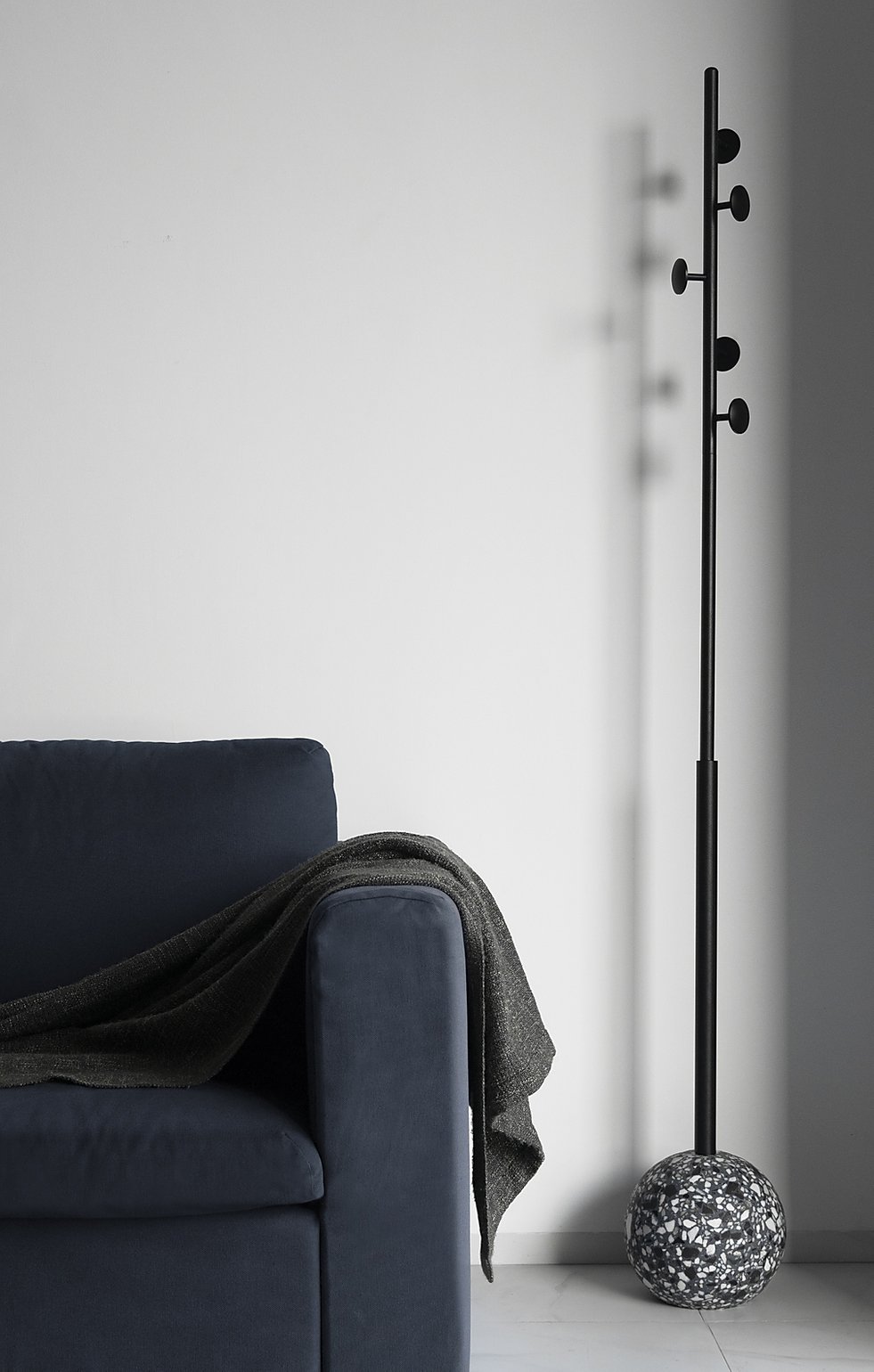 8 hanger terrazzo
