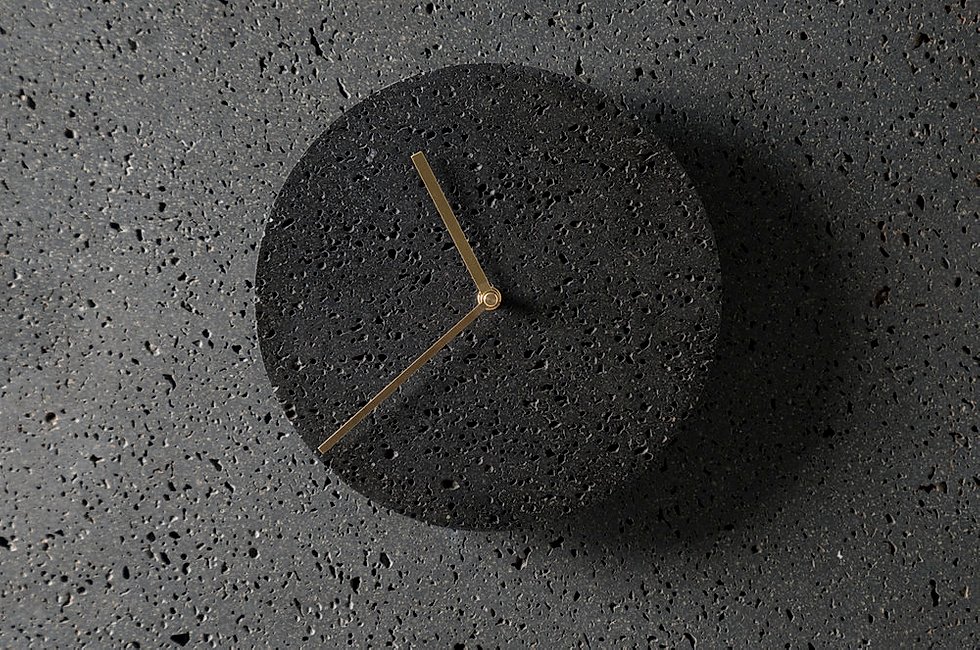 MOMENT Lava Stone
